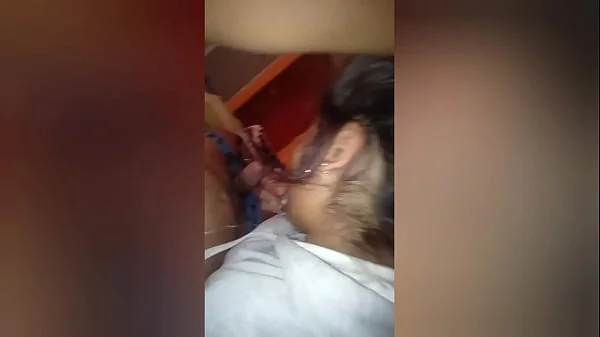 Cómo le rompe el culo a mi mejor amiga le encanta la verga .. Amateur real casero culo enorme